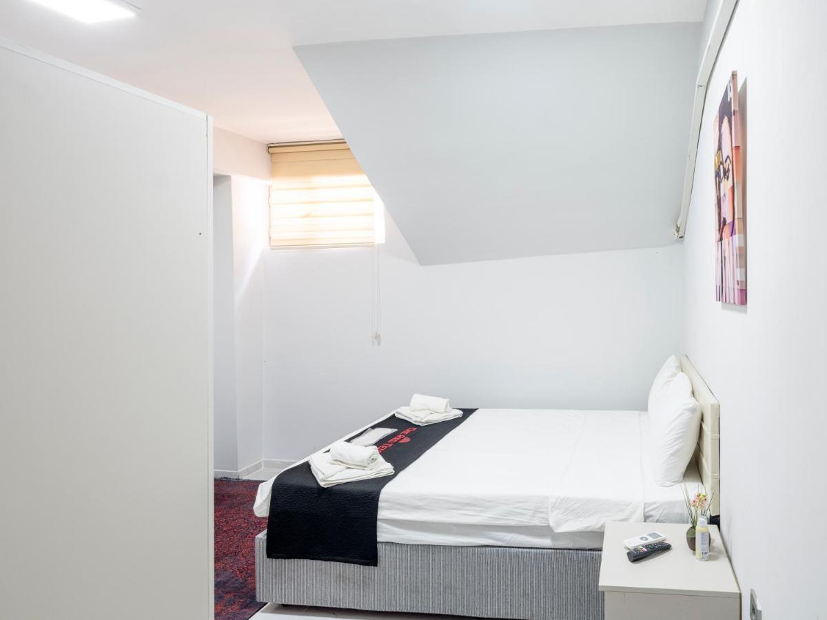 The Red Tent Suite 23 Istanbul Bagian luar foto